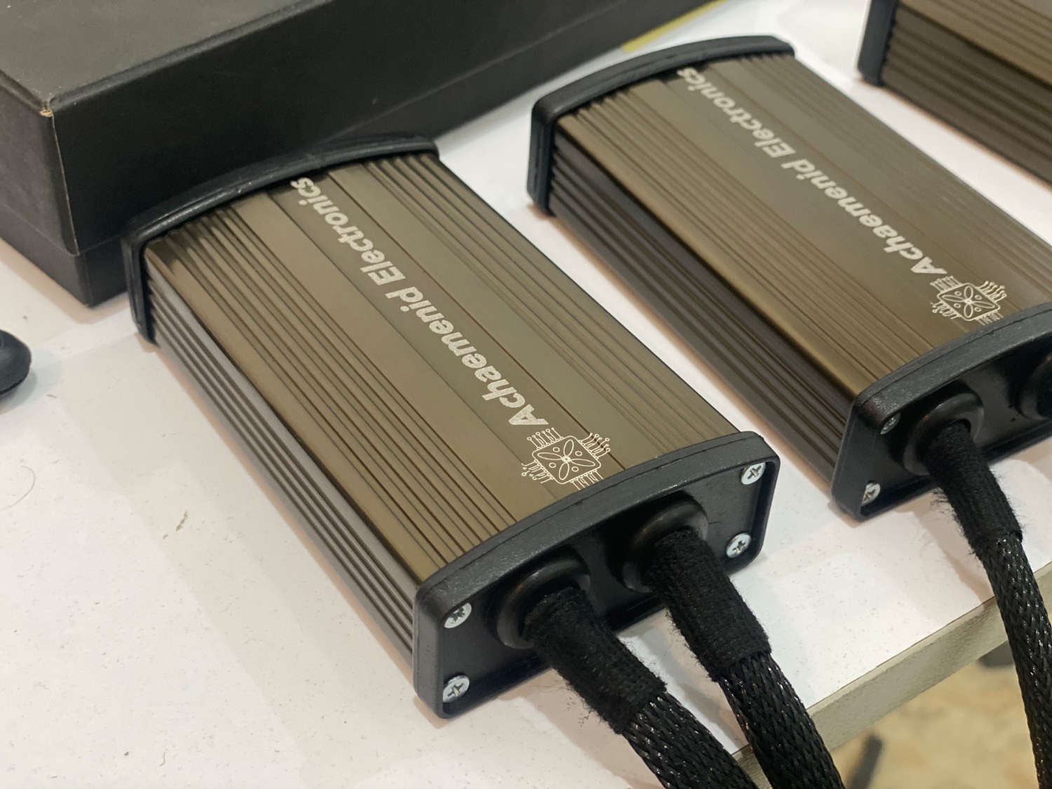 Achemeid Electronics Devices